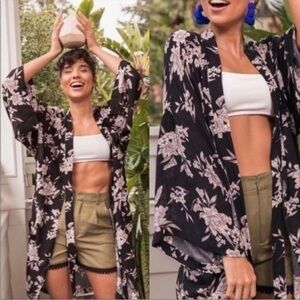 Spiritual Gangster Black Grey Floral Kimono Duster OS